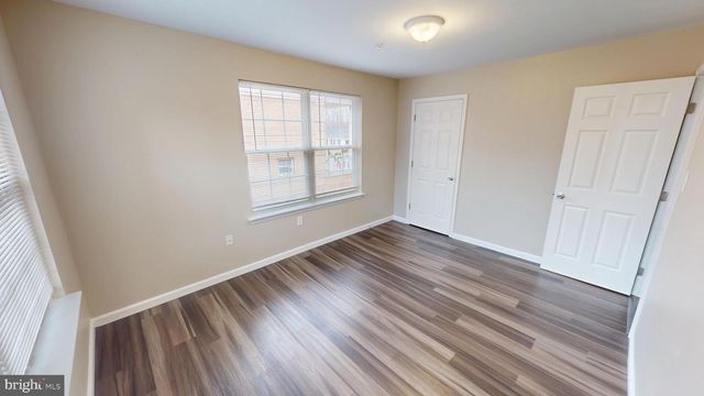 725 GLENEAGLES DR, Fort Washington, MD 20744