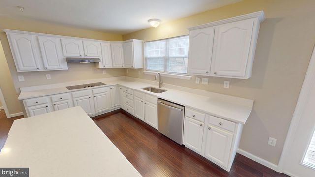 725 GLENEAGLES DR, Fort Washington, MD 20744