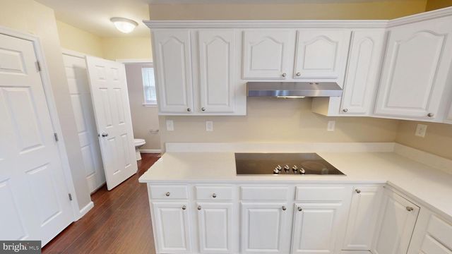 725 GLENEAGLES DR, Fort Washington, MD 20744