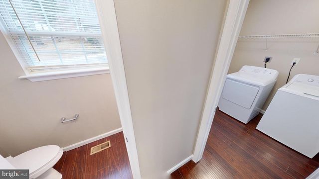 725 GLENEAGLES DR, Fort Washington, MD 20744