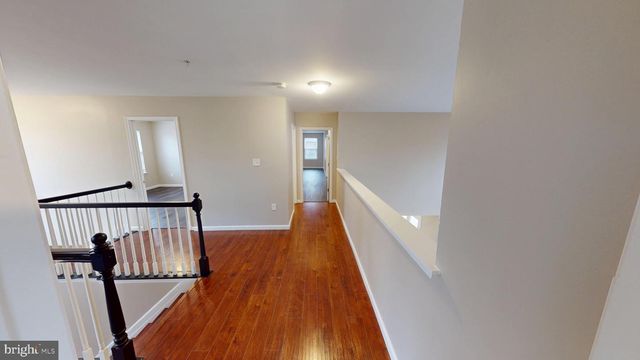 725 GLENEAGLES DR, Fort Washington, MD 20744