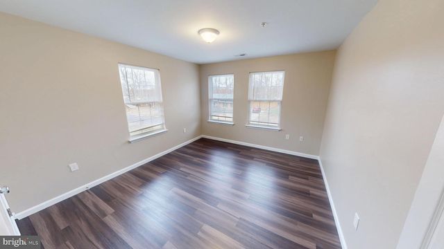 725 GLENEAGLES DR, Fort Washington, MD 20744