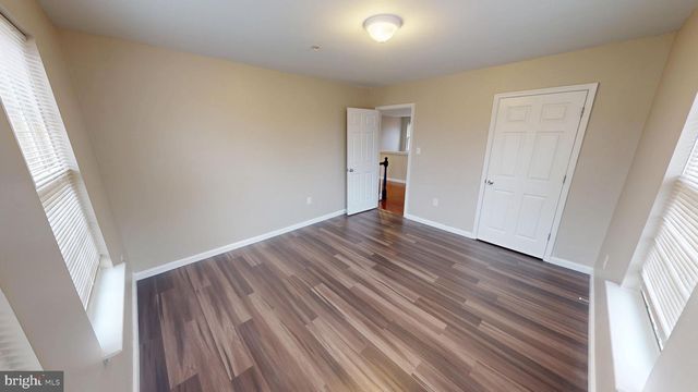 725 GLENEAGLES DR, Fort Washington, MD 20744