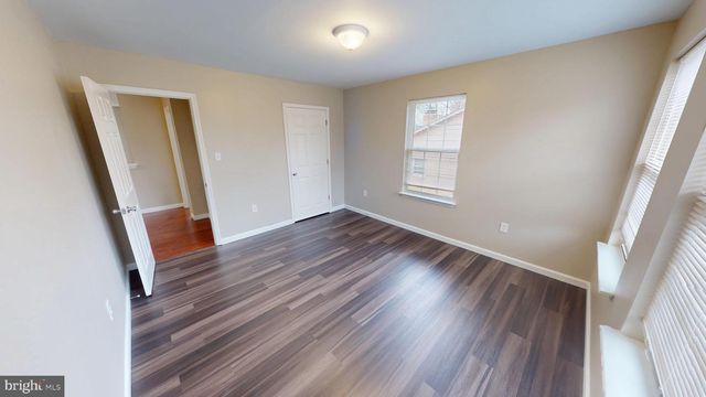 725 GLENEAGLES DR, Fort Washington, MD 20744