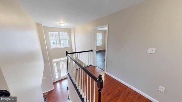 725 GLENEAGLES DR, Fort Washington, MD 20744