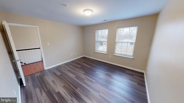 725 GLENEAGLES DR, Fort Washington, MD 20744