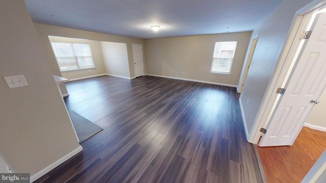 725 GLENEAGLES DR, Fort Washington, MD 20744