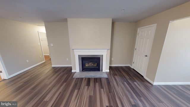 725 GLENEAGLES DR, Fort Washington, MD 20744