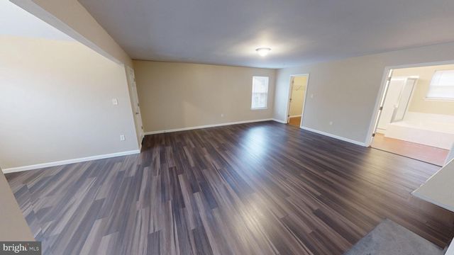 725 GLENEAGLES DR, Fort Washington, MD 20744