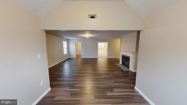 725 GLENEAGLES DR, Fort Washington, MD 20744