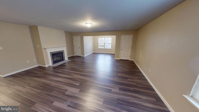 725 GLENEAGLES DR, Fort Washington, MD 20744