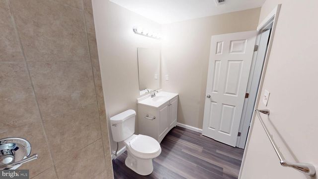 725 GLENEAGLES DR, Fort Washington, MD 20744