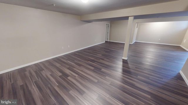 725 GLENEAGLES DR, Fort Washington, MD 20744