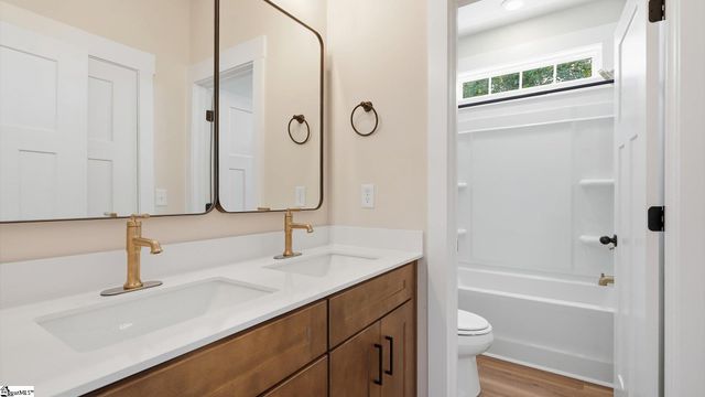 1022 Devenger Road, Greer, SC 29650