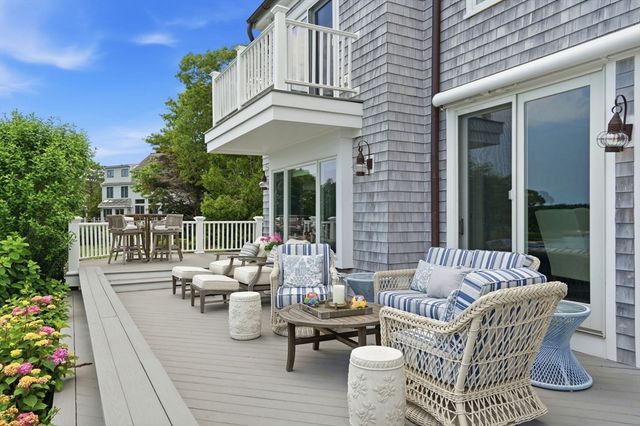 181 Daniels Island Road, Mashpee, MA 02649