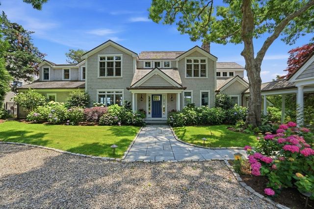 181 Daniels Island Road, Mashpee, MA 02649