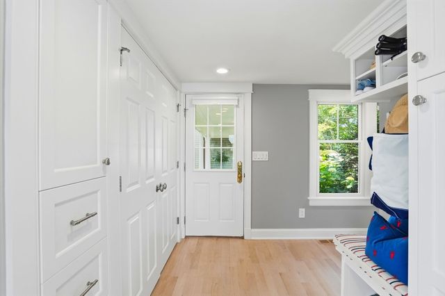 181 Daniels Island Road, Mashpee, MA 02649