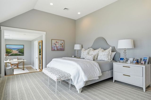 181 Daniels Island Road, Mashpee, MA 02649