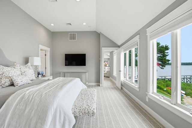 181 Daniels Island Road, Mashpee, MA 02649