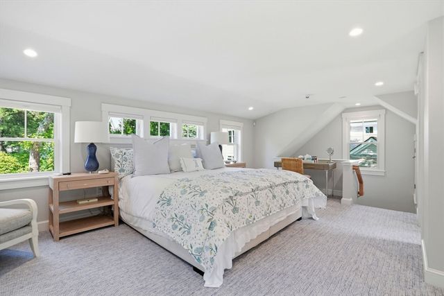 181 Daniels Island Road, Mashpee, MA 02649