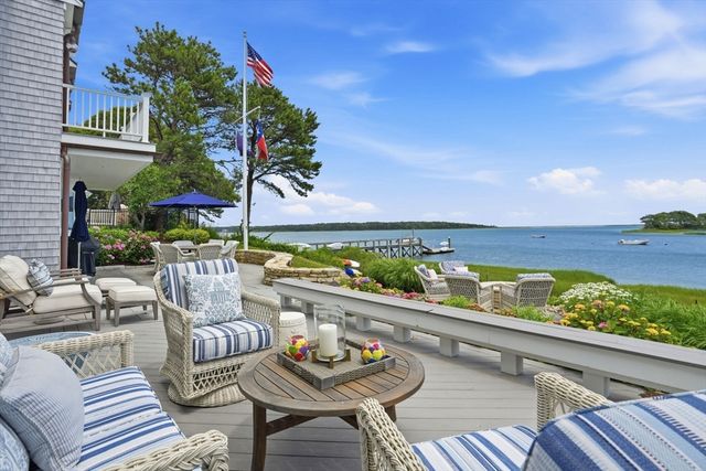 181 Daniels Island Road, Mashpee, MA 02649