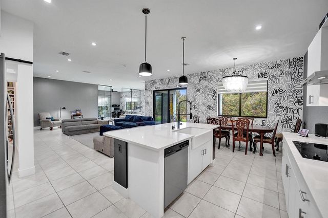 13025 Addilyn Court, Davie, FL 33325