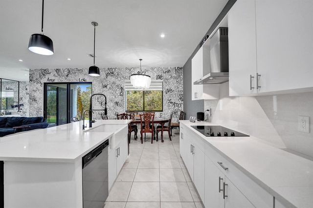 13025 Addilyn Court, Davie, FL 33325