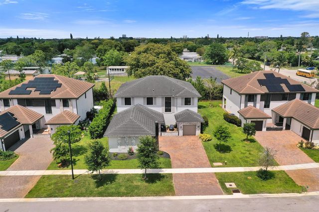13025 Addilyn Court, Davie, FL 33325