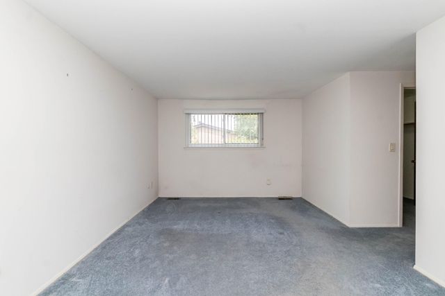 32143 W 12 Mile Road, Farmington Hills, MI 48334