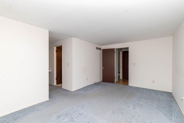 32143 W 12 Mile Road, Farmington Hills, MI 48334