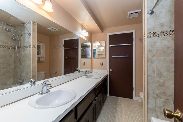 32143 W 12 Mile Road, Farmington Hills, MI 48334
