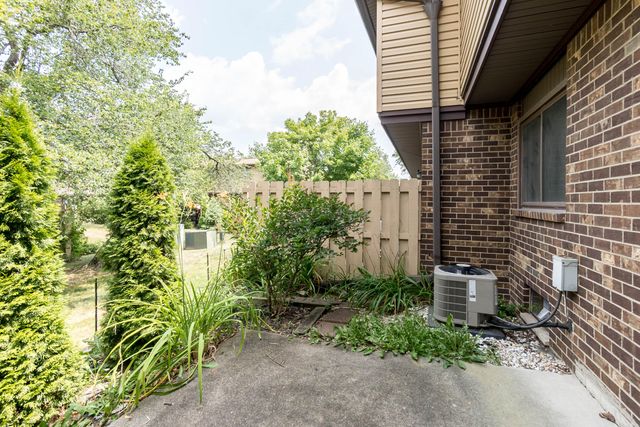 32143 W 12 Mile Road, Farmington Hills, MI 48334