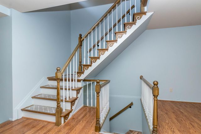 32143 W 12 Mile Road, Farmington Hills, MI 48334