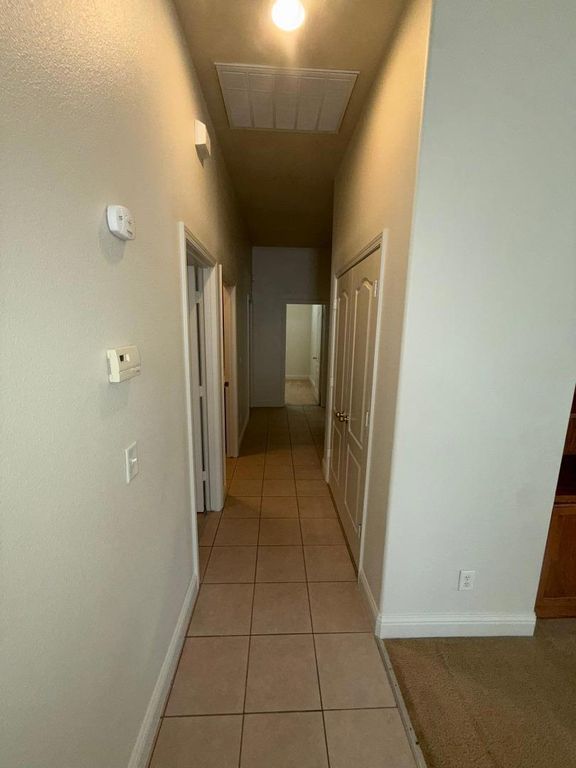 Image 11 of property listing at 2672 Wrenwood Avenue, Clovis, CA 93611