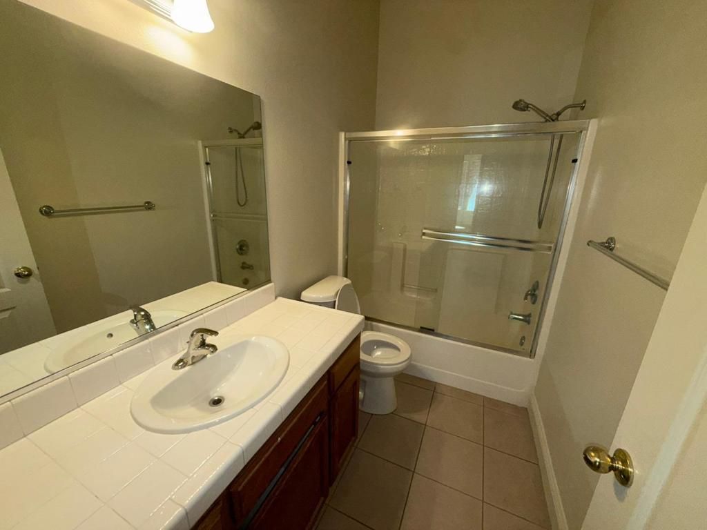 Image 19 of property listing at 2672 Wrenwood Avenue, Clovis, CA 93611