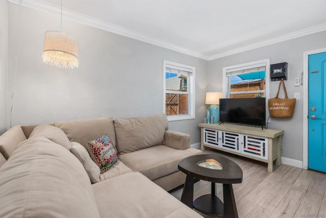 2050-2052 Balboa Ave, San Diego, CA 92109
