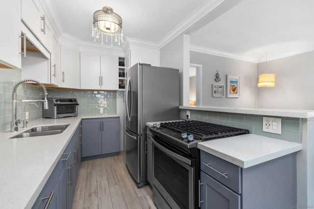 2050-2052 Balboa Ave, San Diego, CA 92109