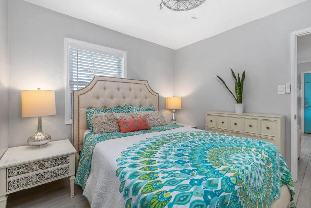 2050-2052 Balboa Ave, San Diego, CA 92109