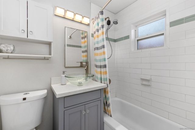 2050-2052 Balboa Ave, San Diego, CA 92109