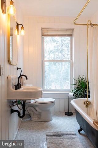 130 CARPENTERS AVE, Wardensville, WV 26851