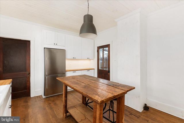 130 CARPENTERS AVE, Wardensville, WV 26851