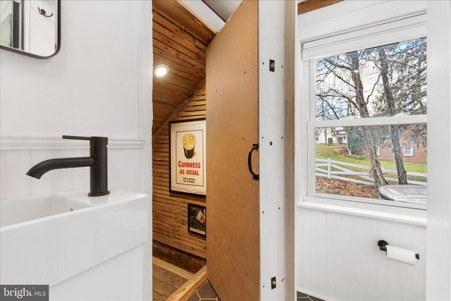 130 CARPENTERS AVE, Wardensville, WV 26851