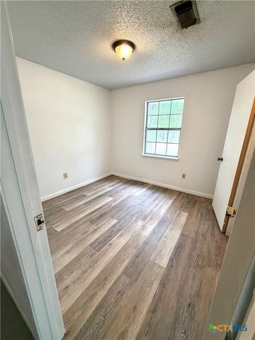 408 N Spring Street, Lampasas, TX 76550