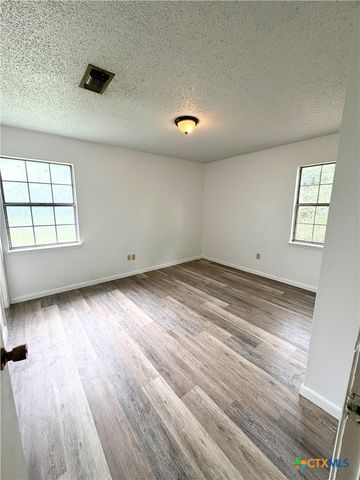 408 N Spring Street, Lampasas, TX 76550