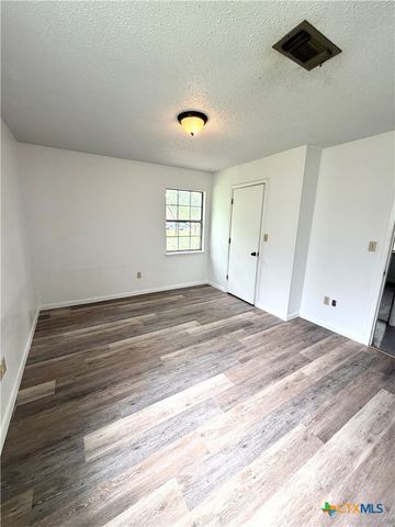 408 N Spring Street, Lampasas, TX 76550