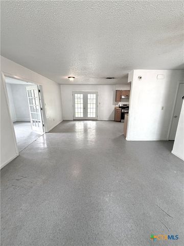 408 N Spring Street, Lampasas, TX 76550