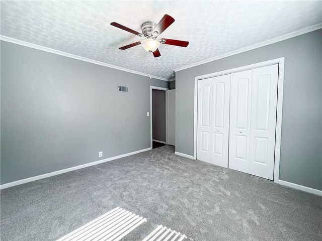1512 NW B Street, Blue Springs, MO 64015