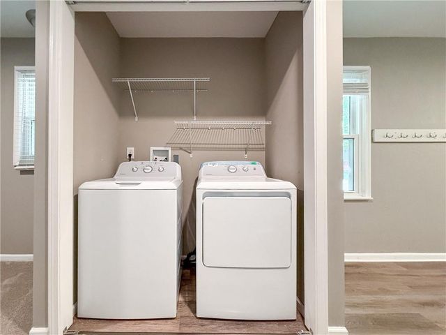 1512 NW B Street, Blue Springs, MO 64015