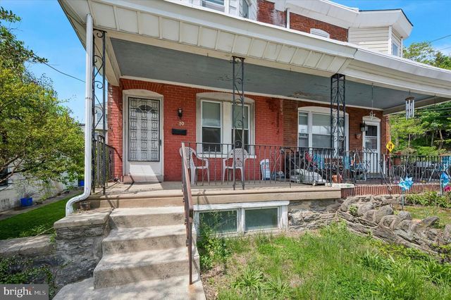 170 SHURS LN, Philadelphia, PA 19127
