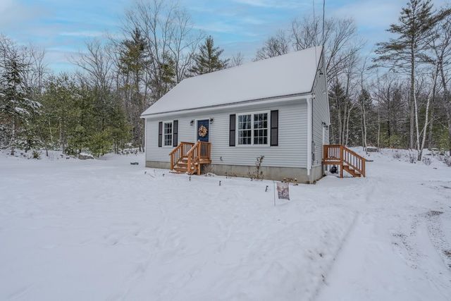 117 Beaver Pond Drive, Barnstead, NH 03225